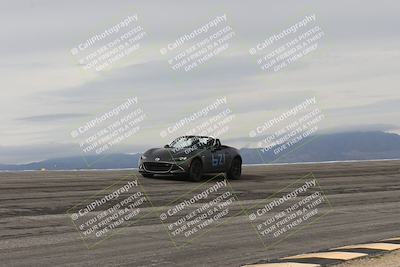 media/Jan-03-2026-SCCA SD (Sat) [[c9b9d14034]]/4-Novice Group/Session 1 Bowl/